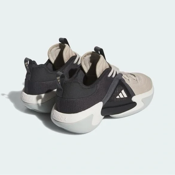 NWT- Adidas Women’s Exhibit Select Basketball Shoes Beige/Off White/Carbon - Picture 2 of 5